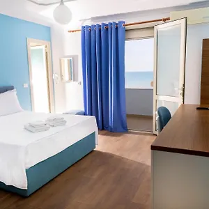 ** Hotel Max Albania